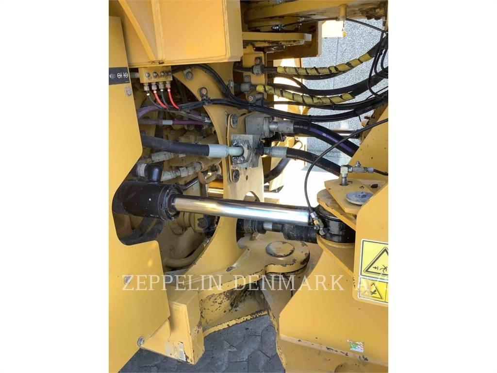 CAT 972M Utovarivači na kotačima
