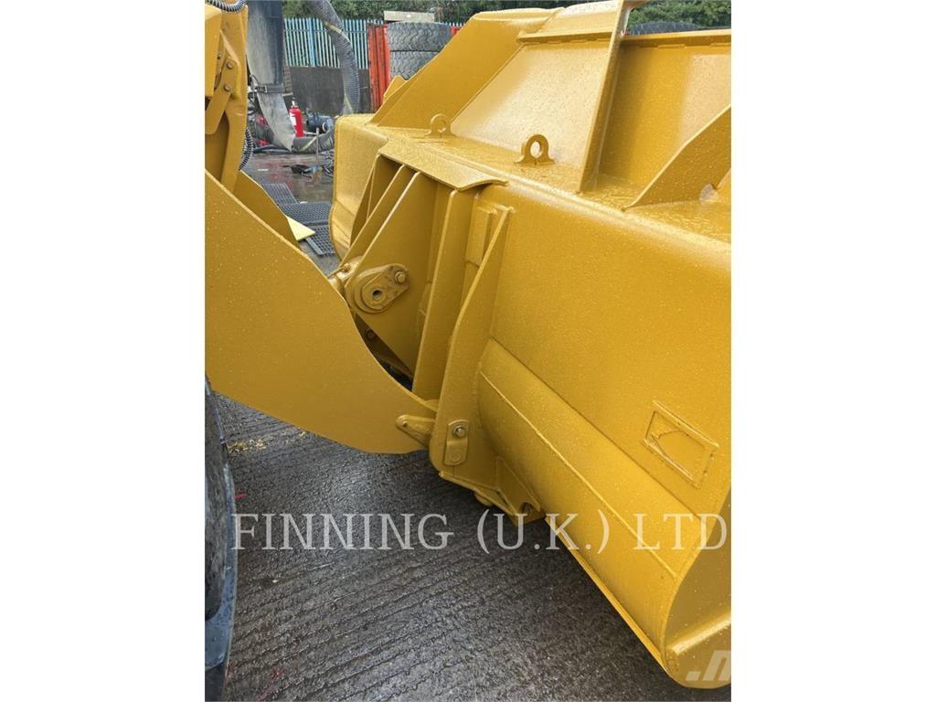 CAT 972M Utovarivači na kotačima