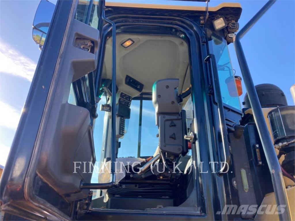 CAT 972M Utovarivači na kotačima