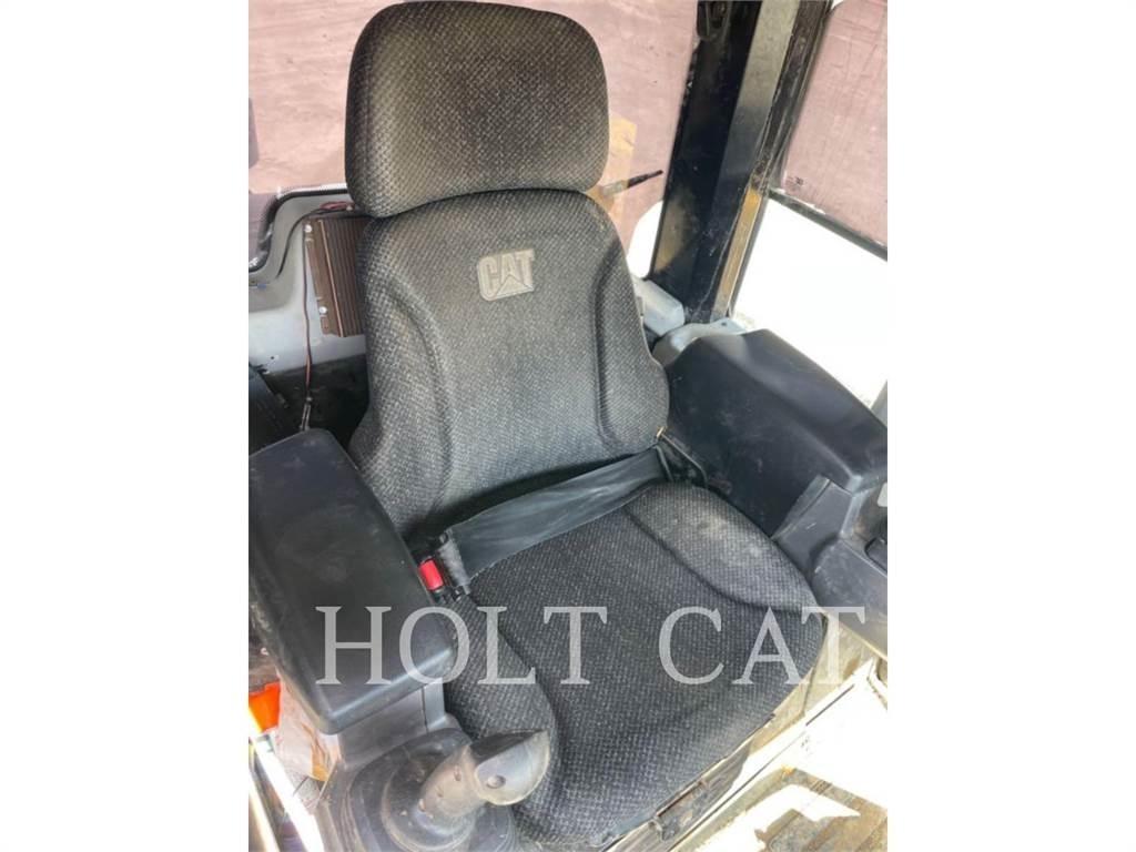 CAT 973K Utovarivači gusjeničari