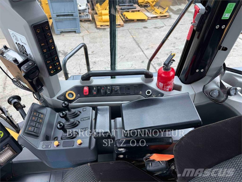 CAT 980 Utovarivači na kotačima