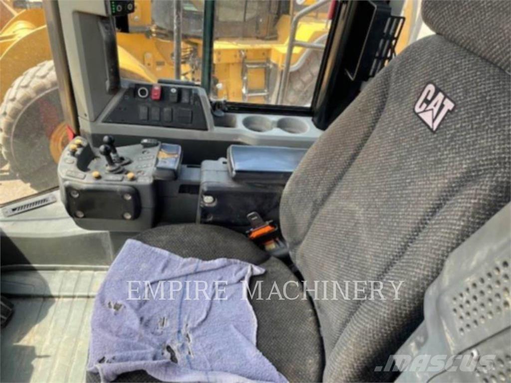 CAT 980M Utovarivači na kotačima