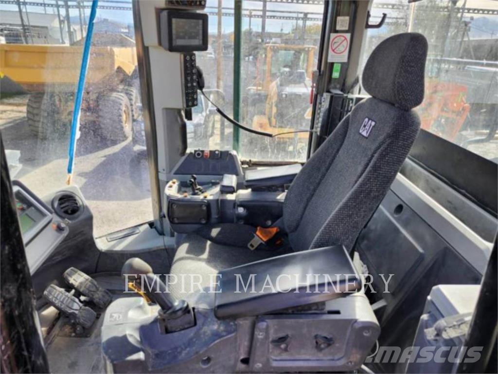 CAT 980M Utovarivači na kotačima