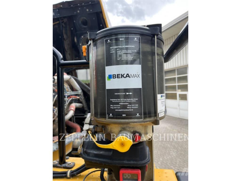 CAT 982M Utovarivači na kotačima