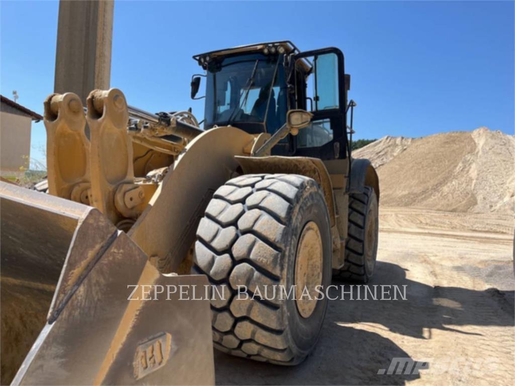 CAT 982M Utovarivači na kotačima