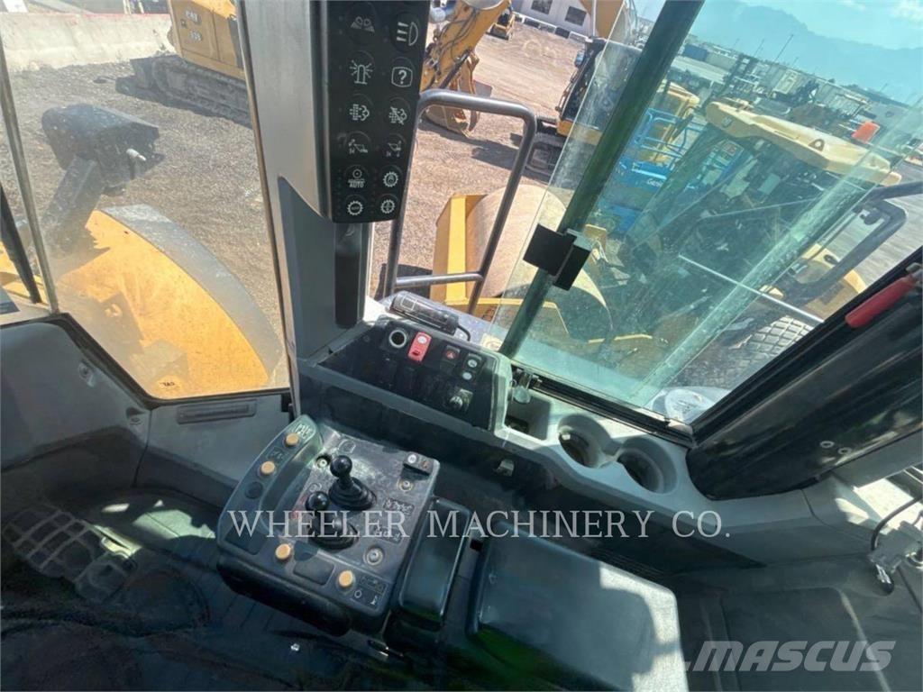 CAT 982M AOC Utovarivači na kotačima