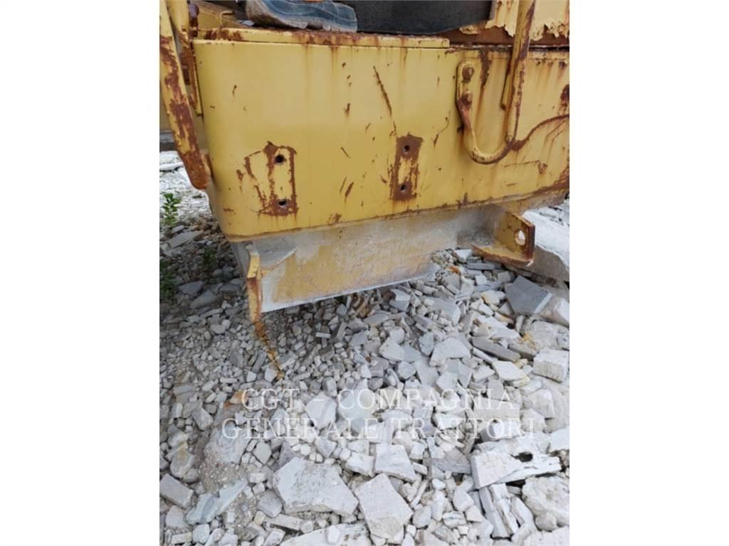 CAT 988 Utovarivači na kotačima
