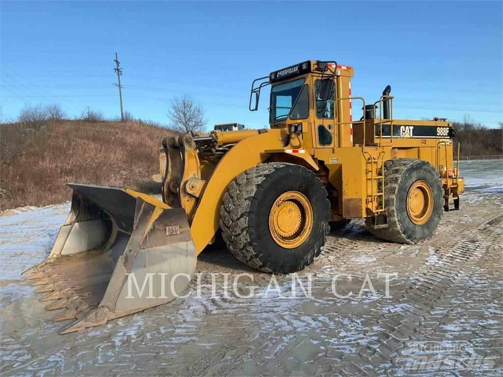 CAT 988F Utovarivači na kotačima