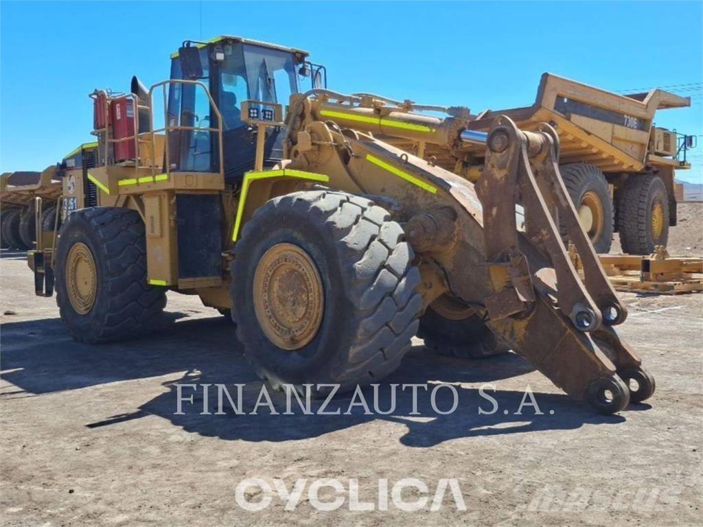 CAT 988G Utovarivači na kotačima