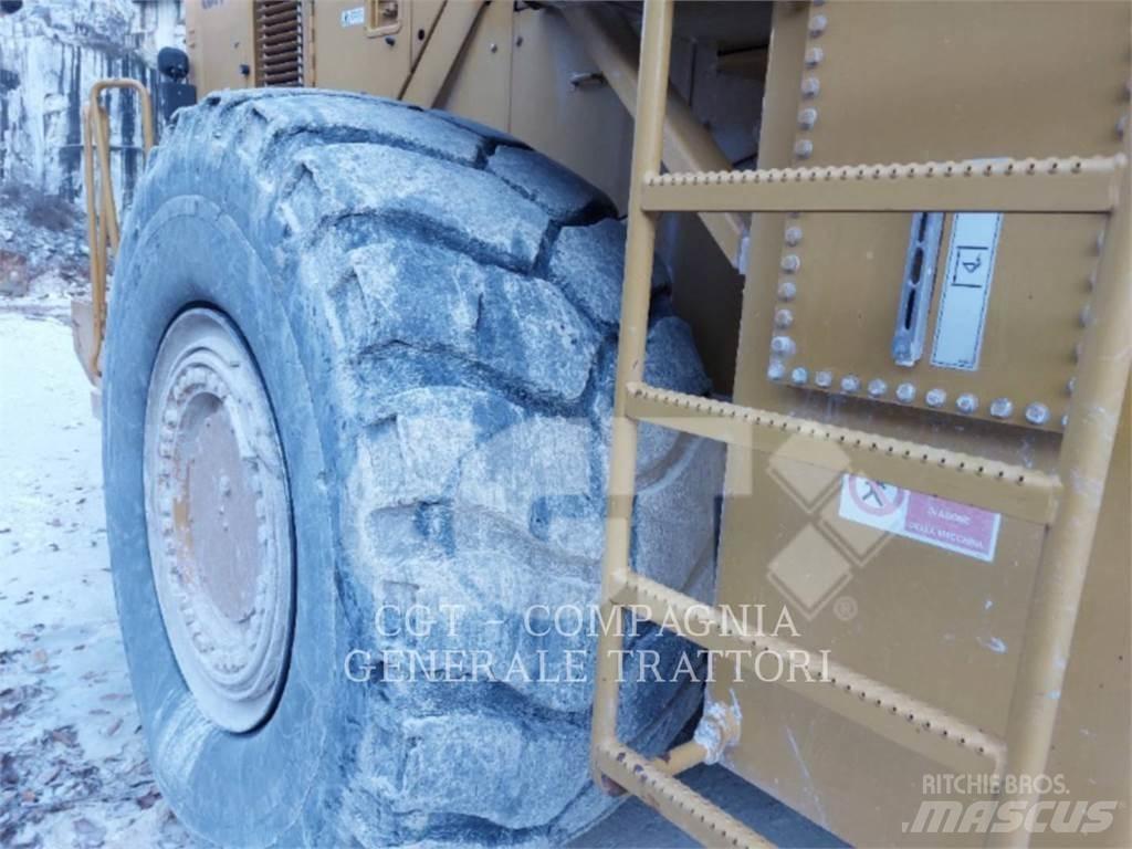 CAT 988H Utovarivači na kotačima