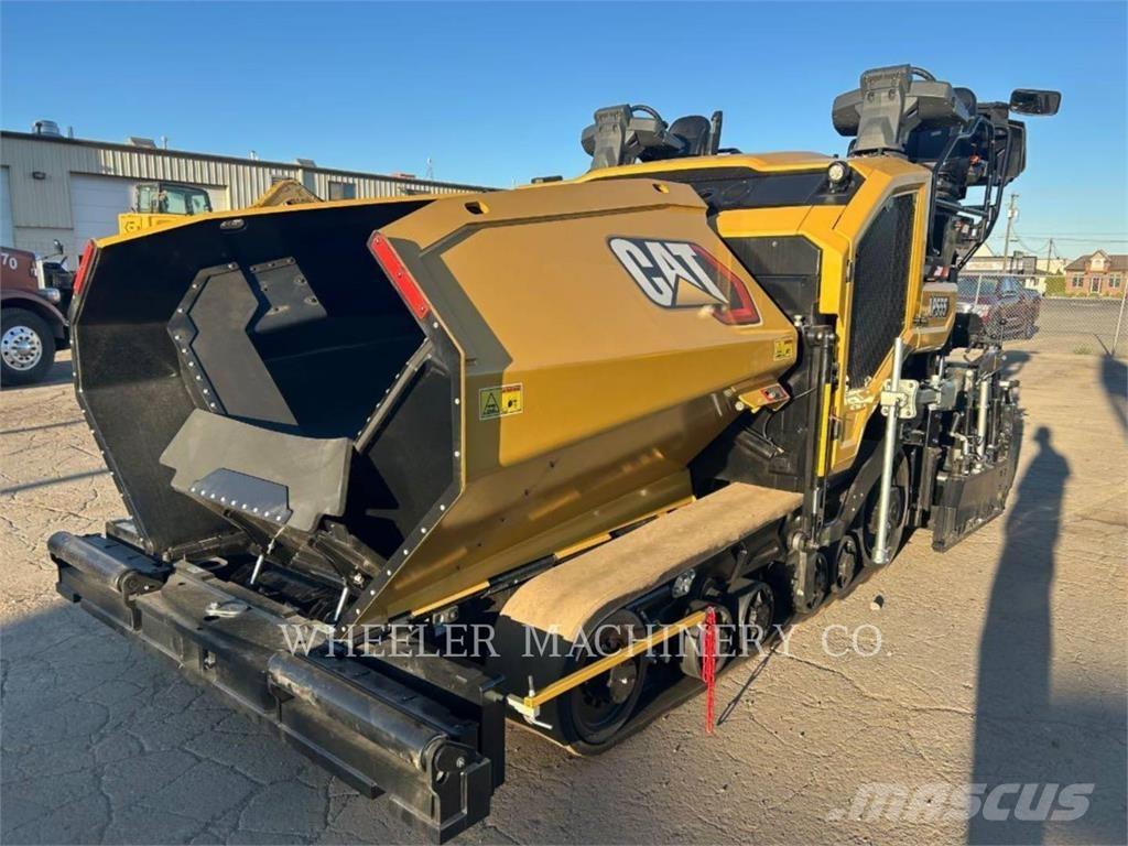 CAT AP555 Asfaltni finišeri