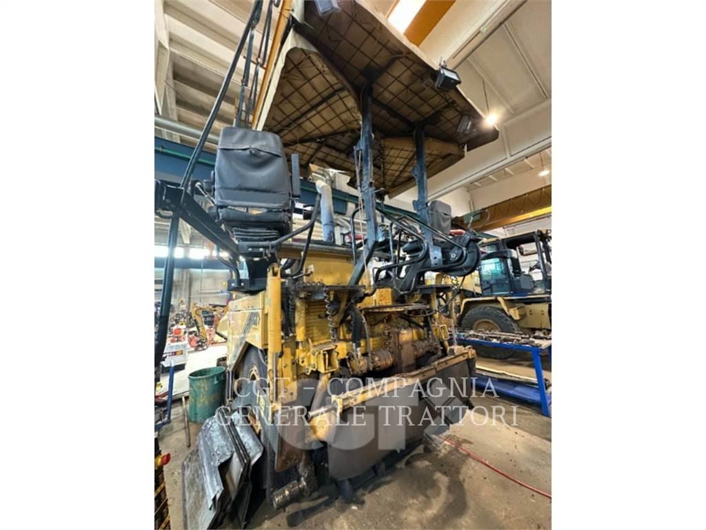 CAT AP600D Asfaltni finišeri