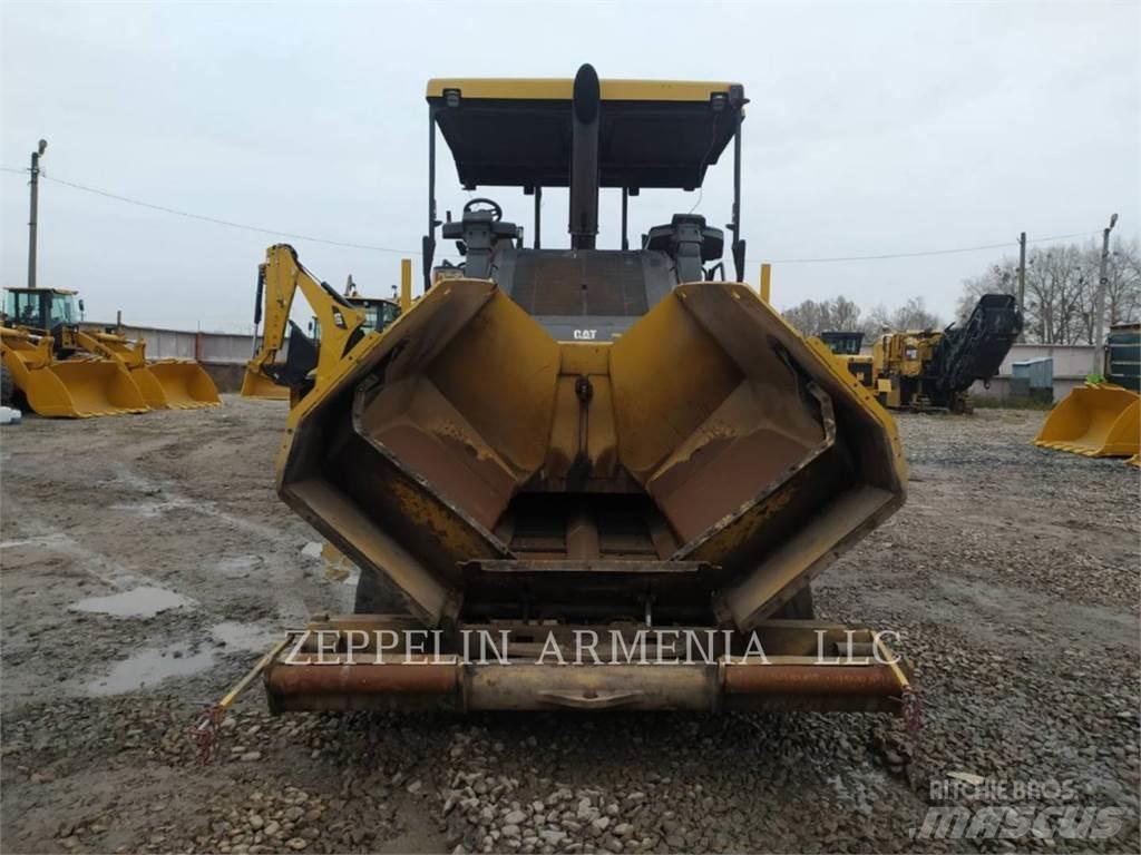 CAT AP655FLRC Asfaltni finišeri