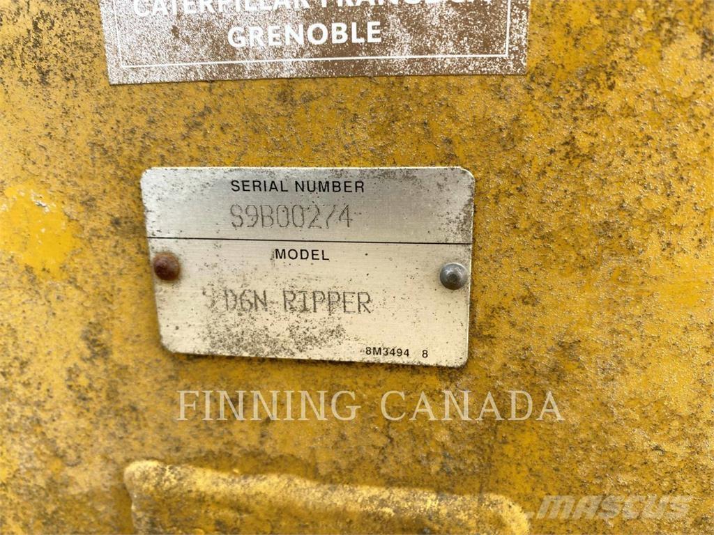 CAT ATTACHMENTS D6N Skarifikatori