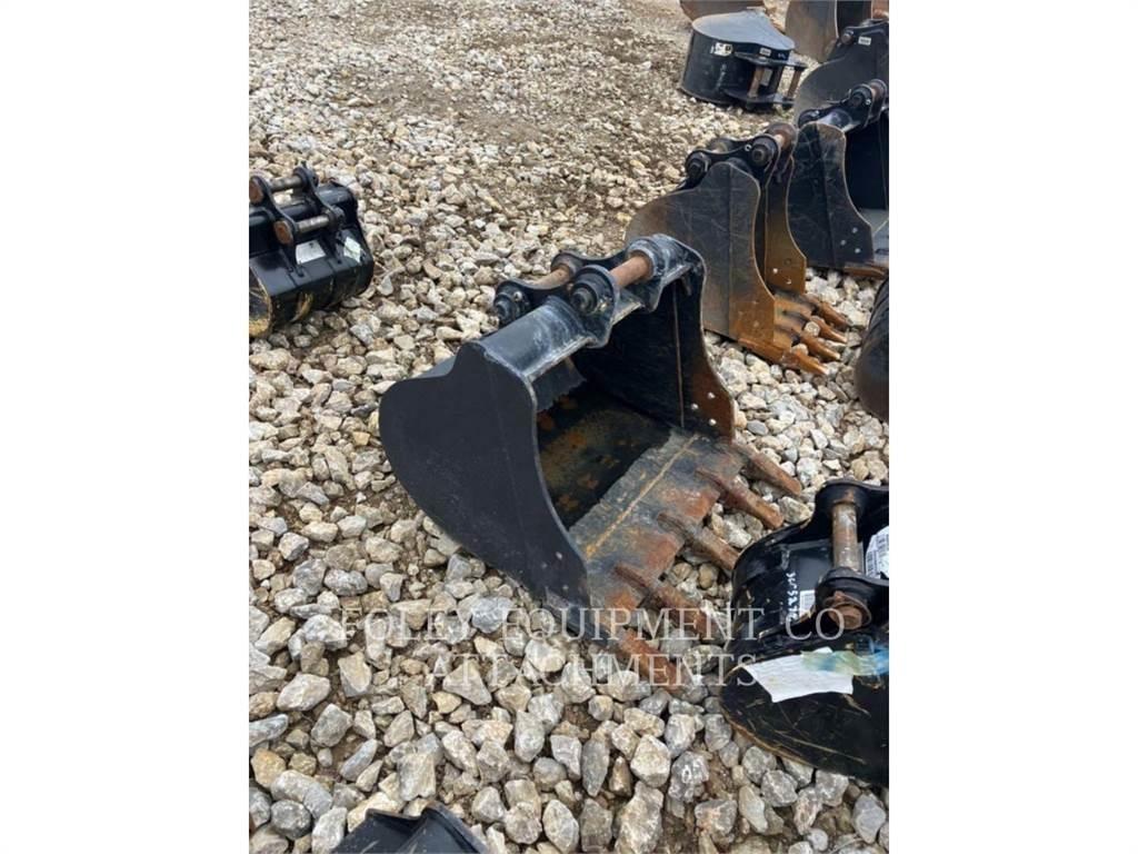 CAT BK303P32 Bageri gusjeničari
