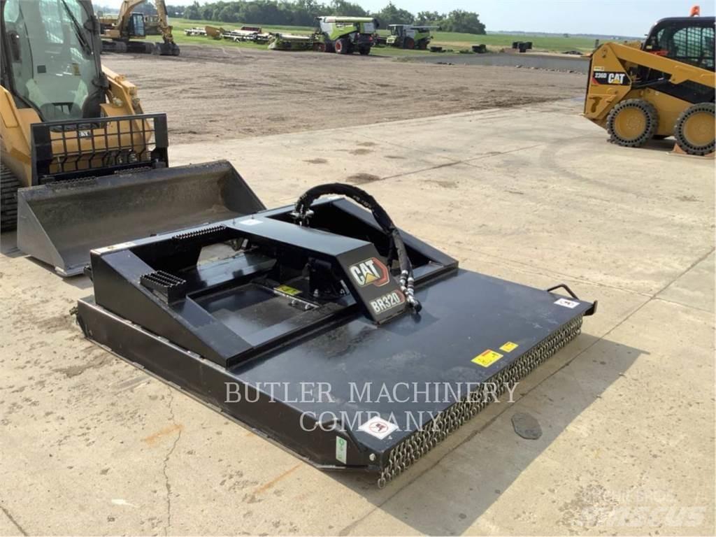 CAT BR320 Kosilice za pašnjak