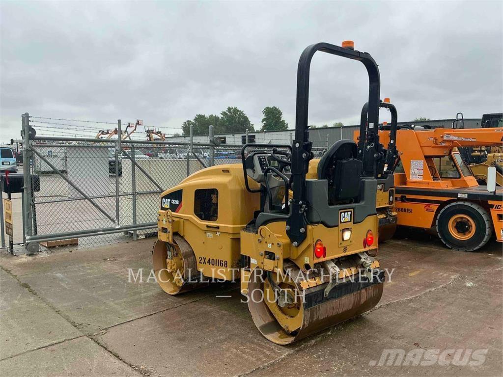 CAT CB 24 B Valjci sa dvojnim bubnjem