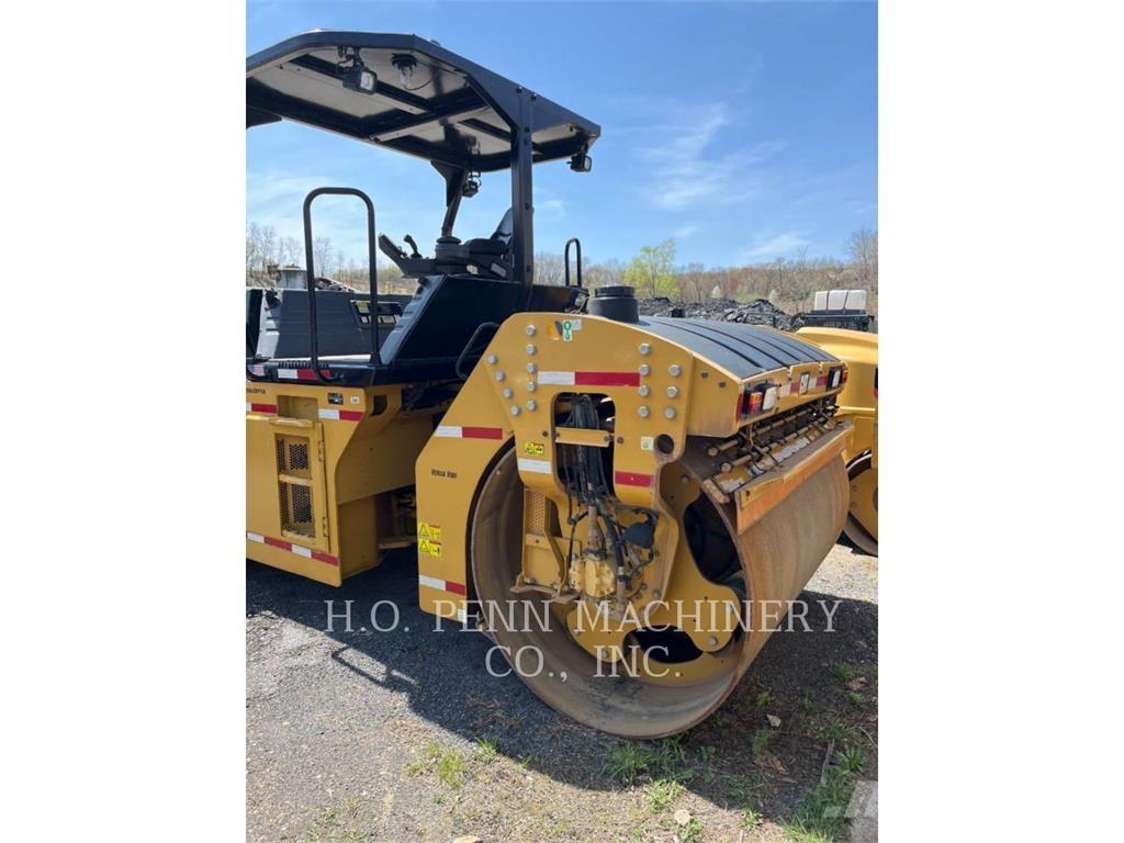 CAT CB13 Valjci sa dvojnim bubnjem