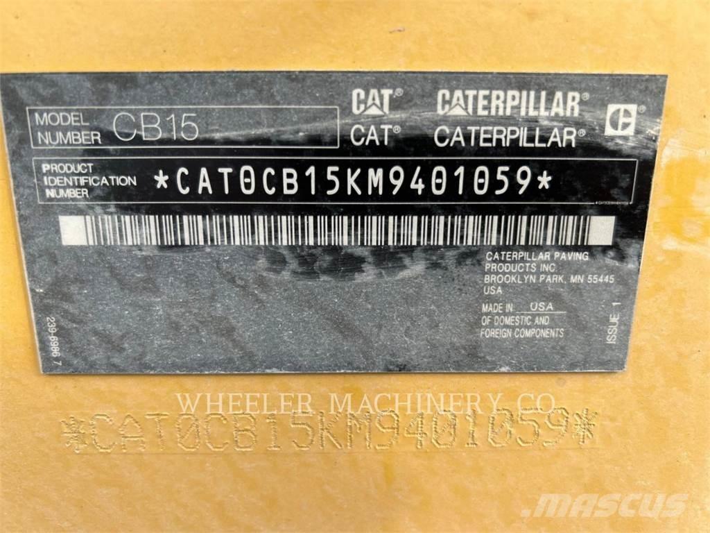 CAT CB15 CW VV Valjci sa dvojnim bubnjem