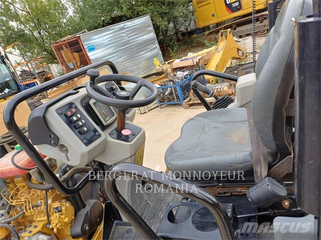 CAT CB2.7LRC Valjci sa dvojnim bubnjem