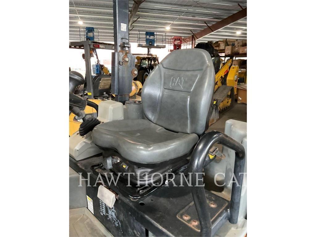 CAT CB24B Valjci sa dvojnim bubnjem