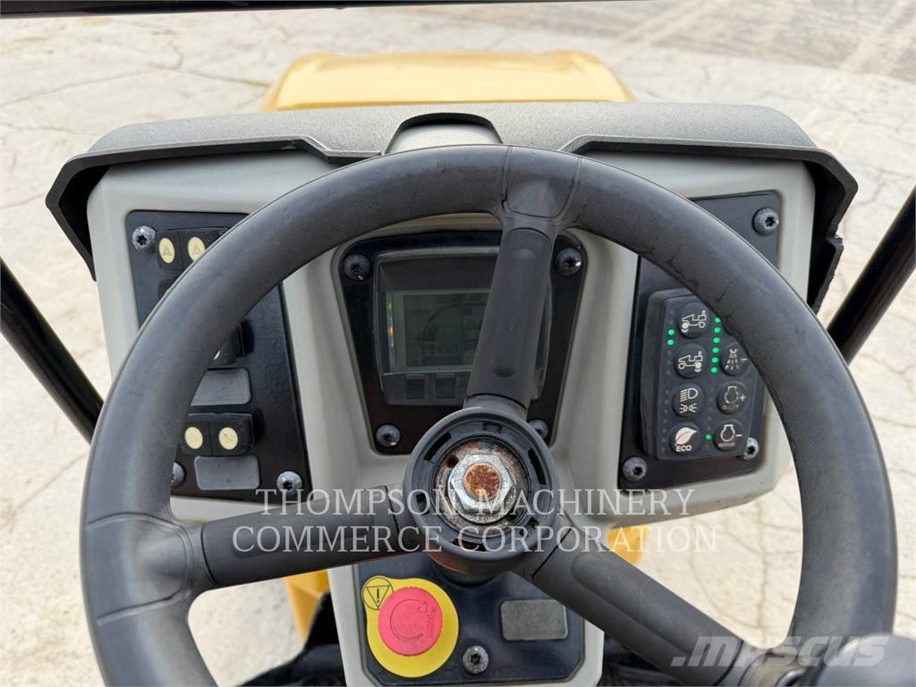 CAT CB24B Valjci sa dvojnim bubnjem