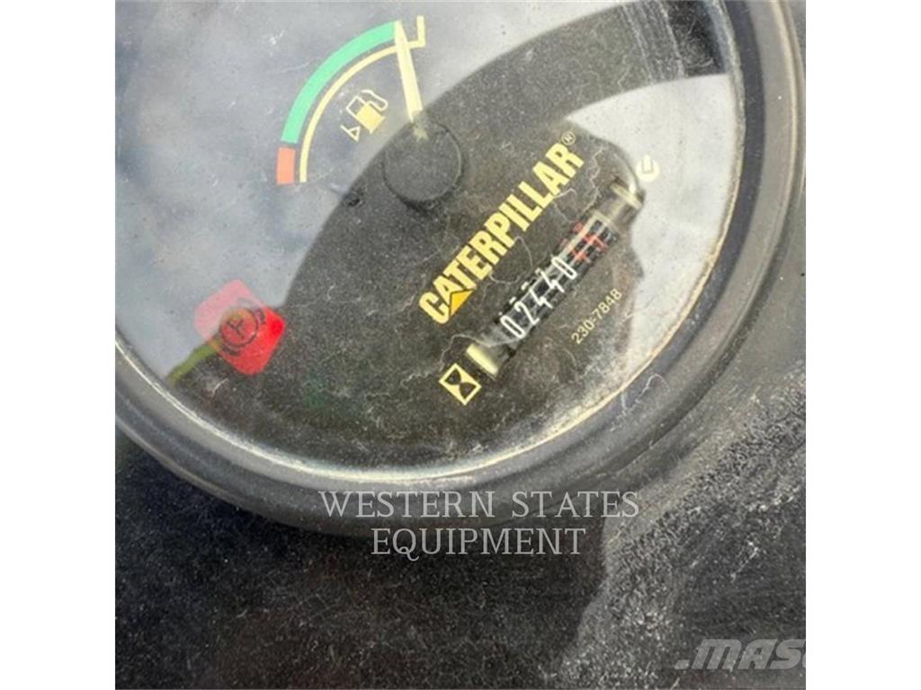 CAT CB34 Valjci sa dvojnim bubnjem