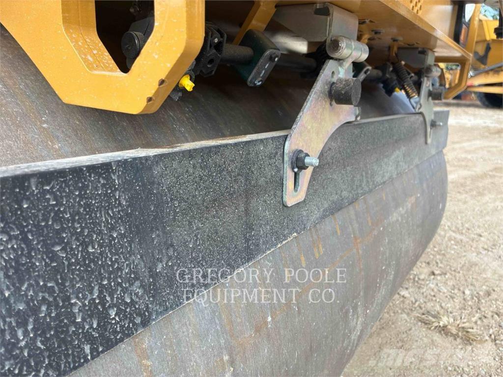 CAT CB4.003 Valjci sa dvojnim bubnjem