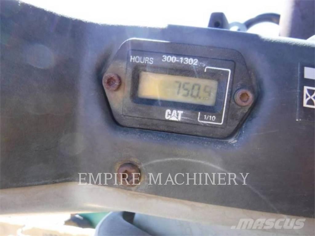 CAT CB434D Valjci sa dvojnim bubnjem