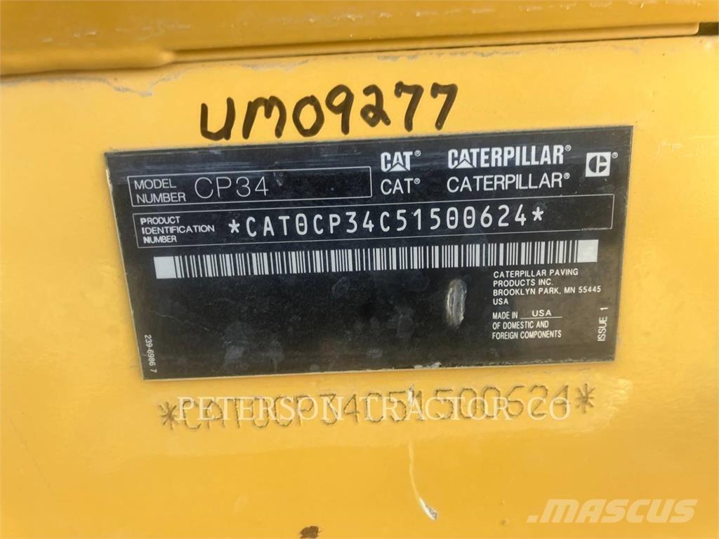 CAT CP34 Asfaltni finišeri