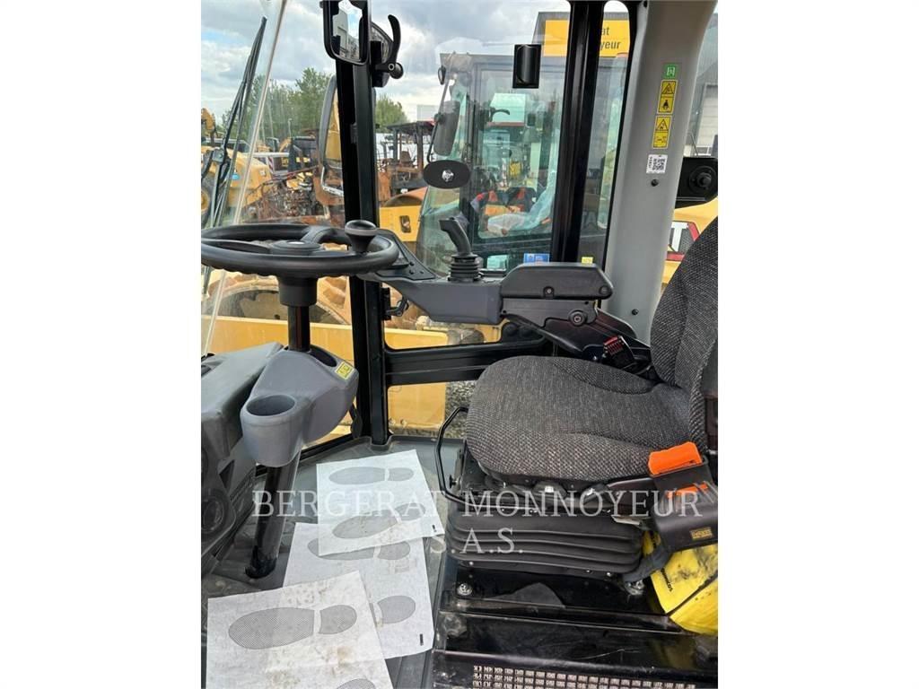 CAT CS76B Kompaktori zemlje