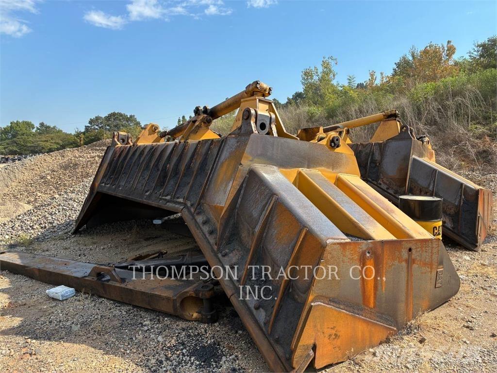 CAT D 10 T 2 Buldožeri gusjeničari