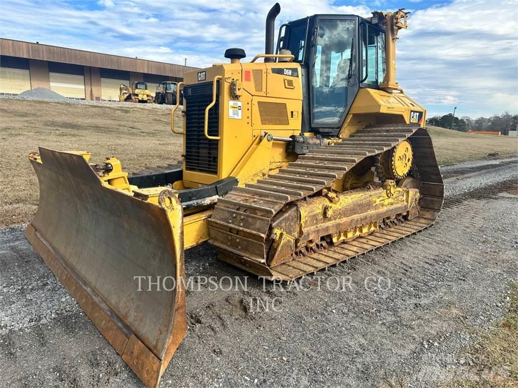 CAT D 6 N LGP Buldožeri gusjeničari