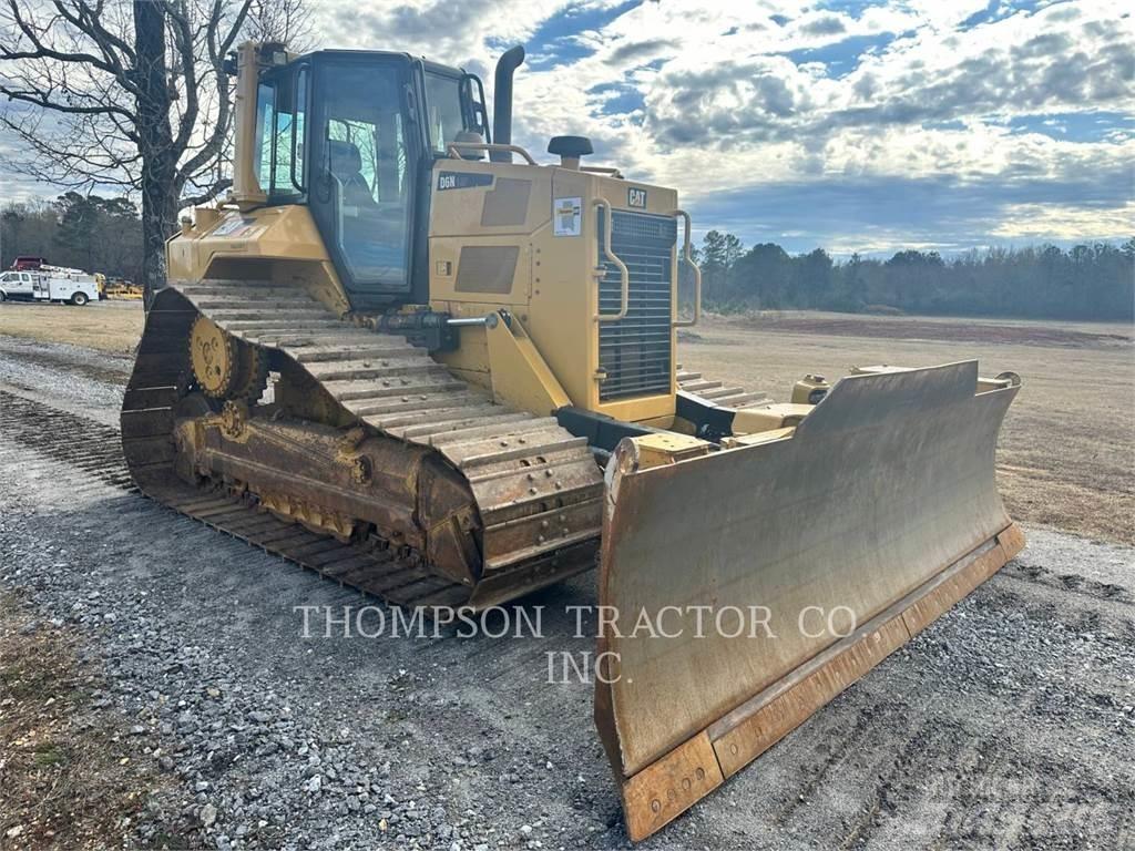 CAT D 6 N LGP Buldožeri gusjeničari