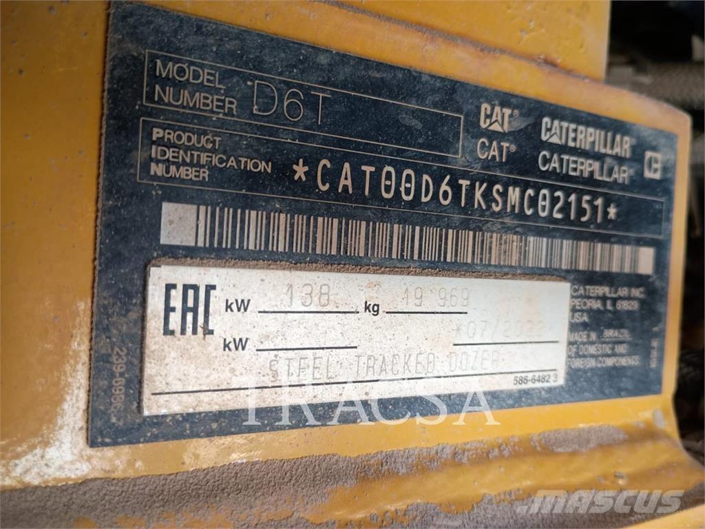CAT D 6 T Buldožeri gusjeničari