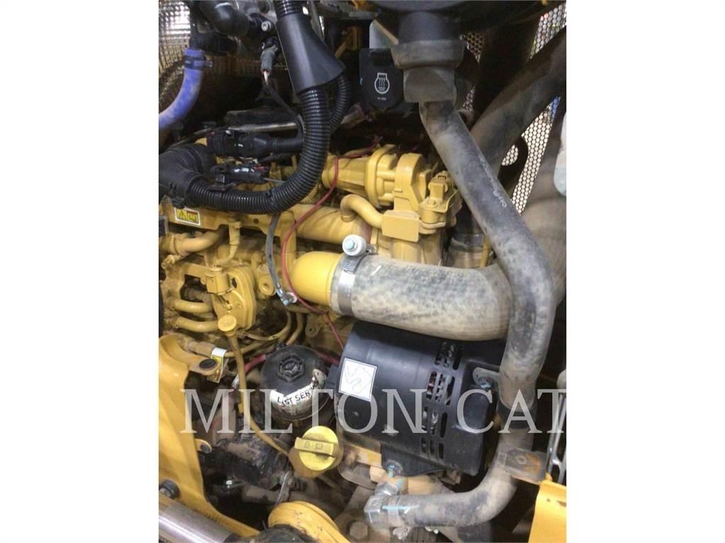 CAT D1 Buldožeri gusjeničari