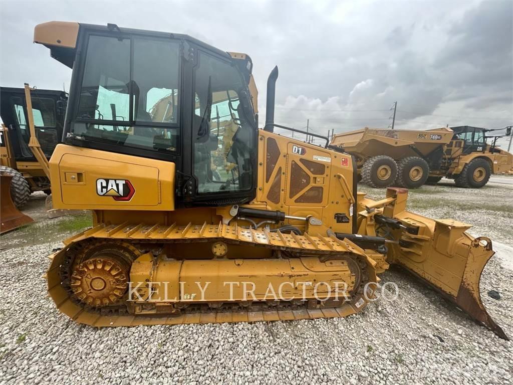 CAT D1 Buldožeri gusjeničari