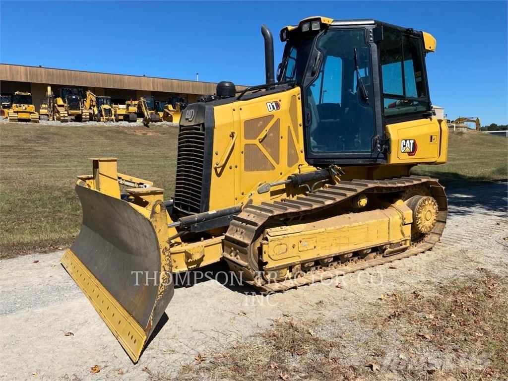 CAT D1 Buldožeri gusjeničari