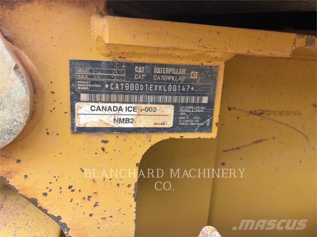 CAT D1 LGP Buldožeri gusjeničari