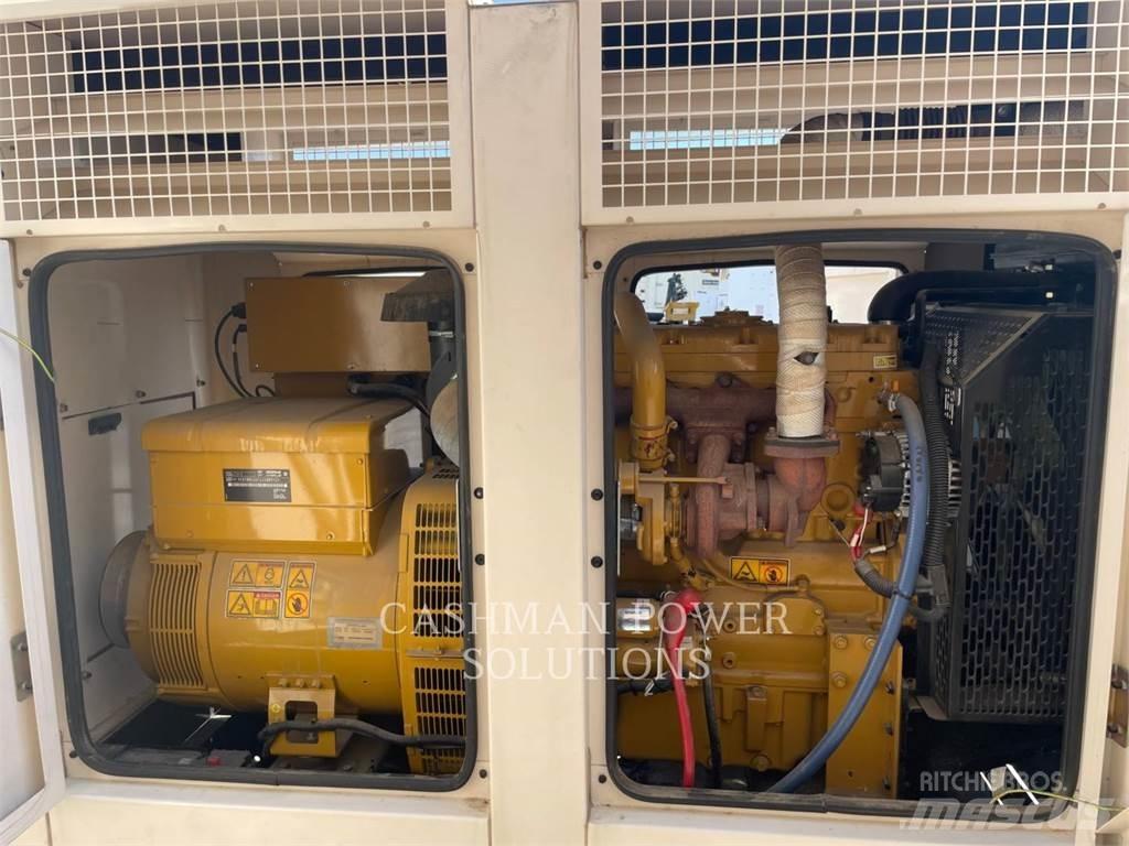 CAT D100 Dizel agregati