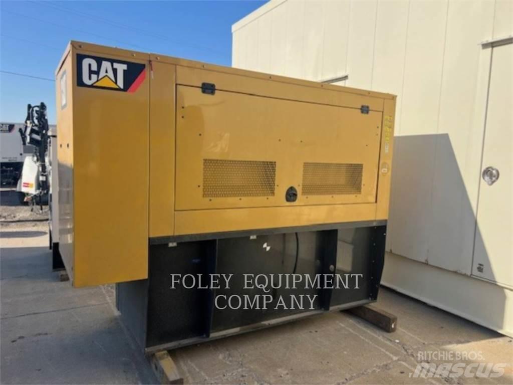 CAT D100 Dizel agregati