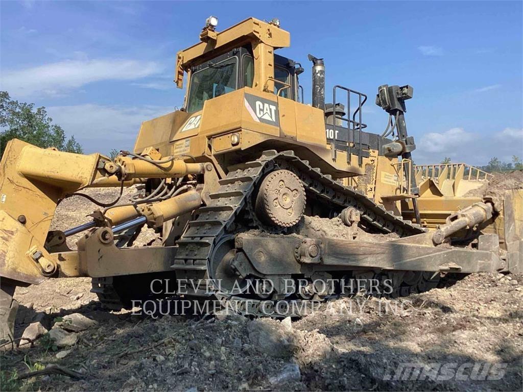 CAT D10T Buldožeri gusjeničari