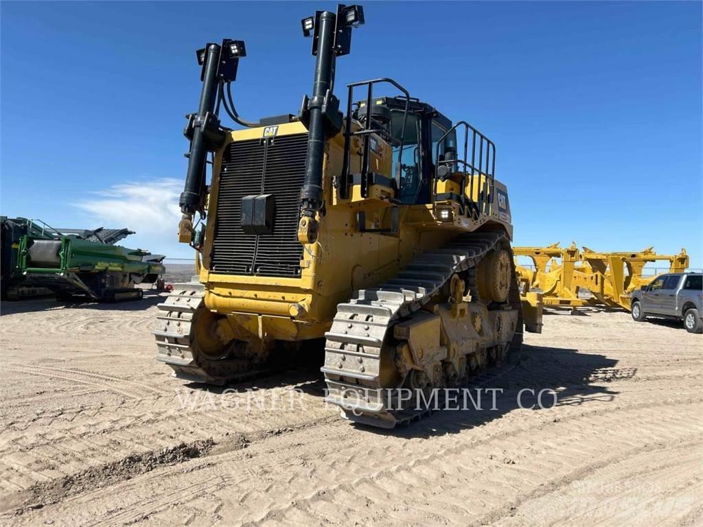 CAT D10T2 Buldožeri gusjeničari