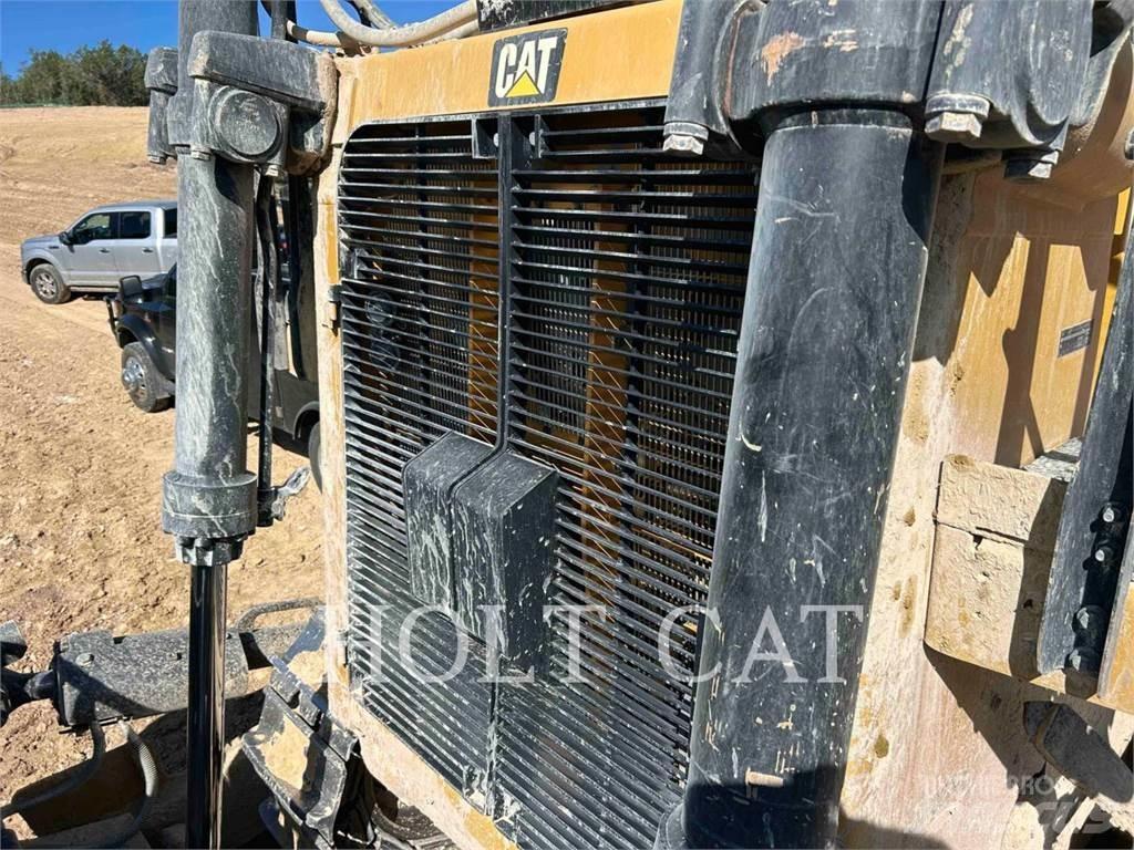 CAT D10T2 Buldožeri gusjeničari