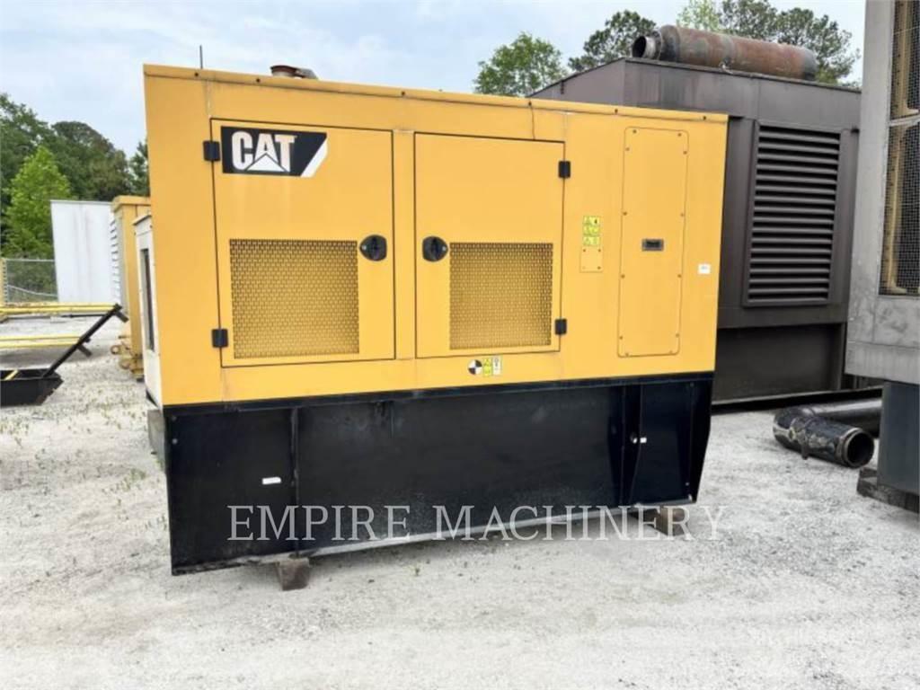 CAT D150 Dizel agregati