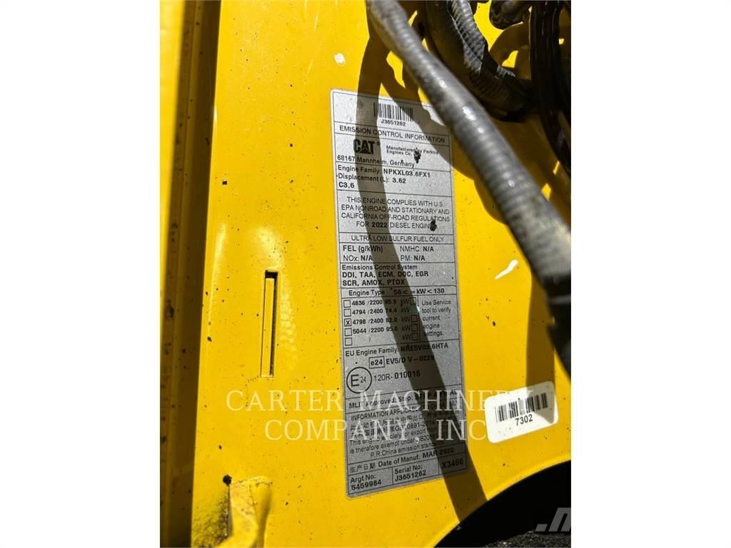 CAT D2-12LGPAR Buldožeri gusjeničari