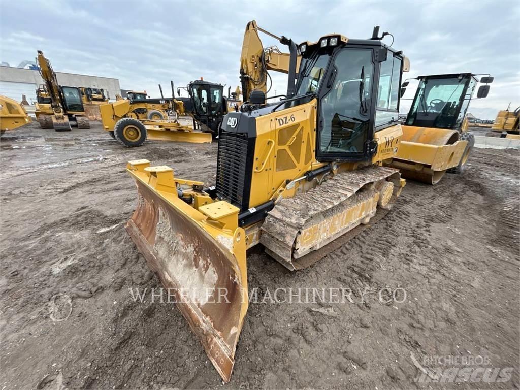 CAT D2 XL Buldožeri gusjeničari