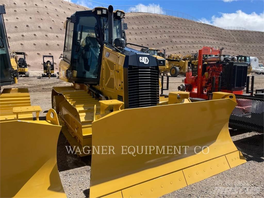 CAT D3 Buldožeri gusjeničari