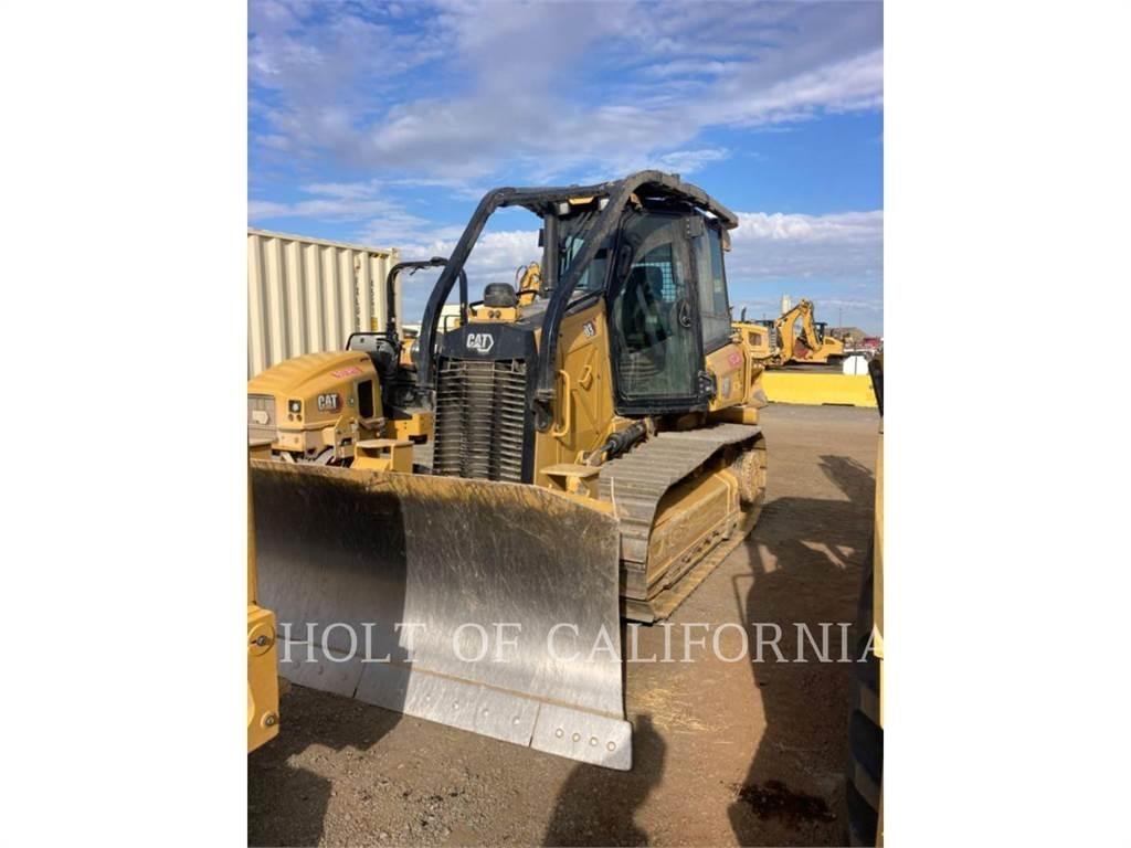 CAT D3 Buldožeri gusjeničari