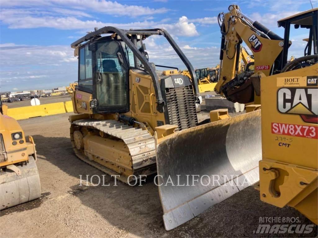 CAT D3 Buldožeri gusjeničari